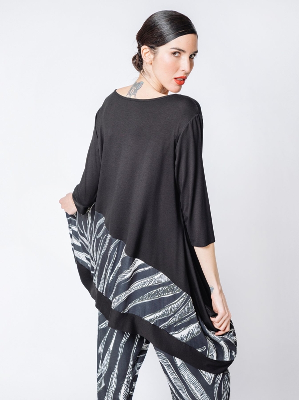OVER T-shirt with JUNGLE FEVER print insert