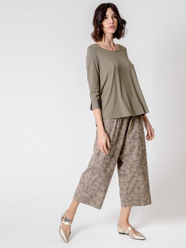 T-shirt scatoletta con inserto geometrico