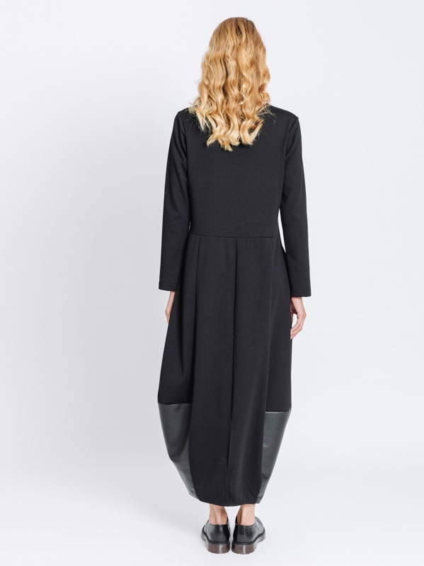 Abito lungo con inserto in ecopelle