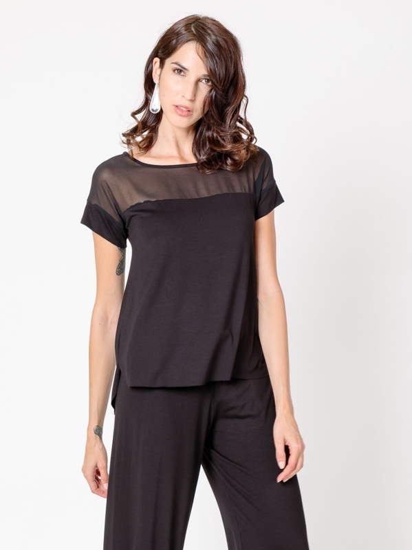 T-shirt con dettagli chiffon