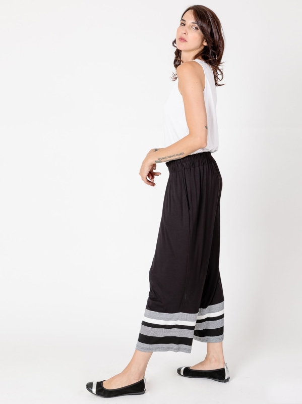 Pantalone midi con fondo a righe degradé