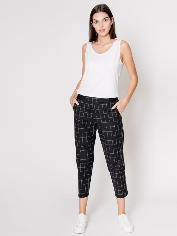Pantalone chino con nastro logato