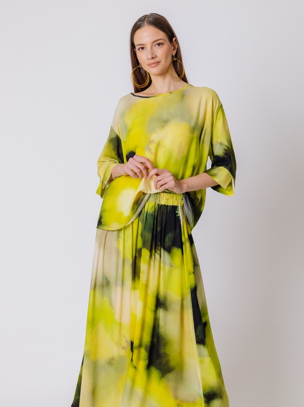 Flower-Power-Bluse mit Rundhalsausschnitt