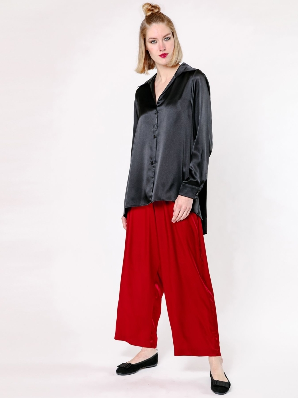 Camicia svasata in raso