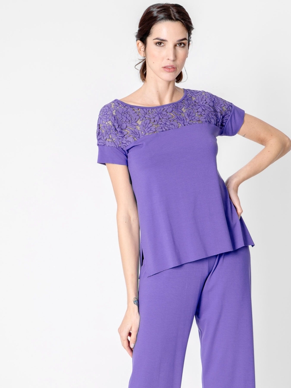 T-shirt con inserto in pizzo cordonetto