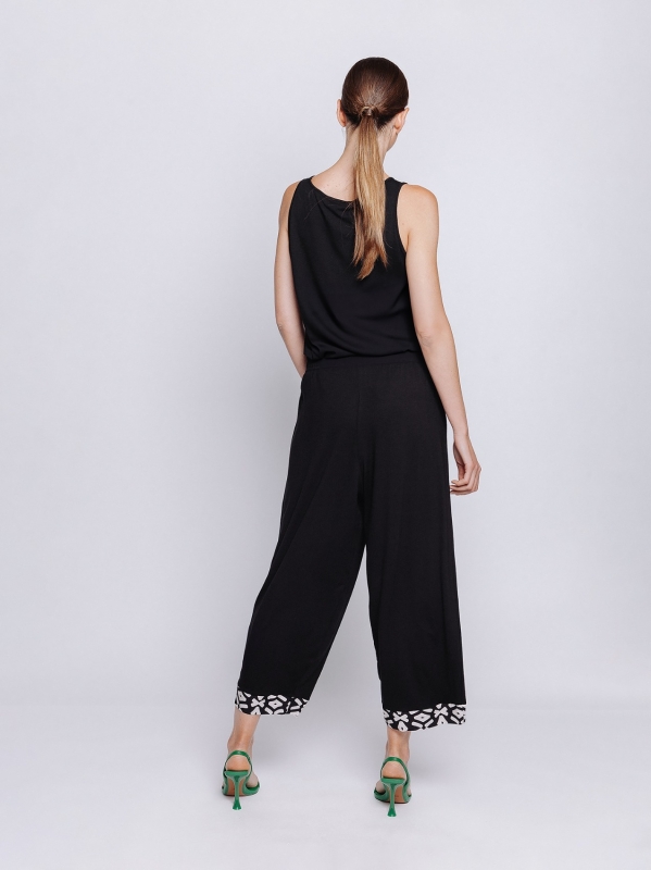 Pantalone cropped con inserto in popeline stampato