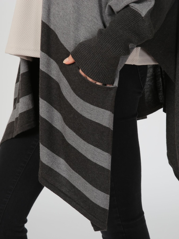Maxi cardigan con dettaglio rigato