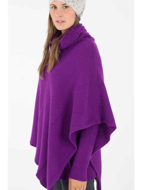 Poncho quadrato in maglia