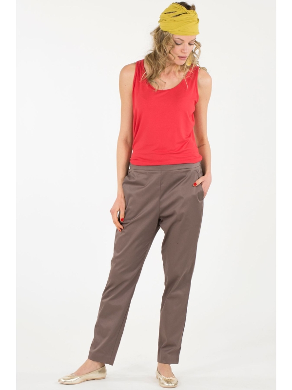 Pantalone a sigaretta