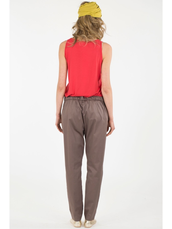 Pantalone a sigaretta