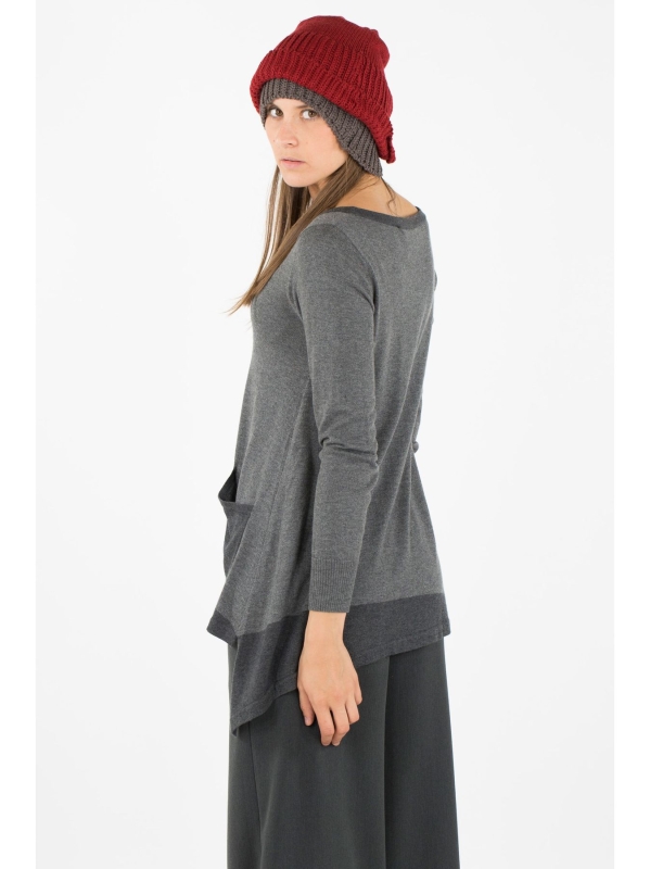 Maglia svasata con punte