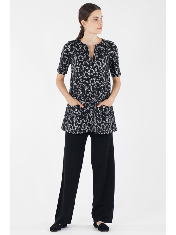 T-shirt con fantasia maxi cerchi