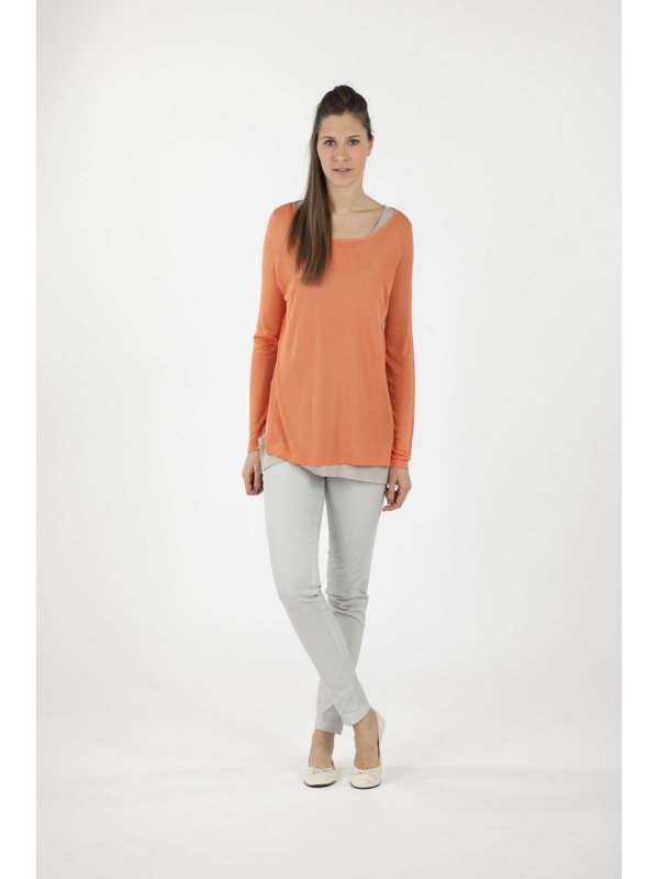 Maglia scollo stondato