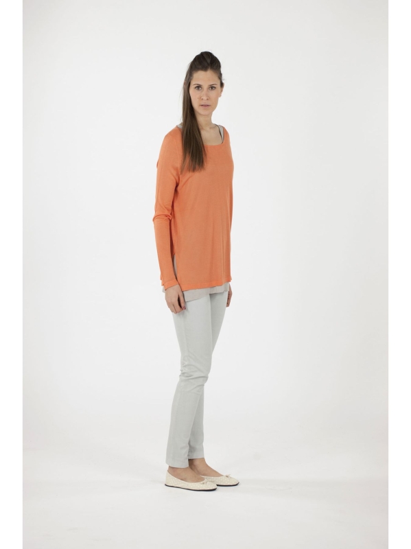 Maglia scollo stondato