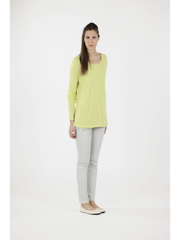 Maglia scollo stondato