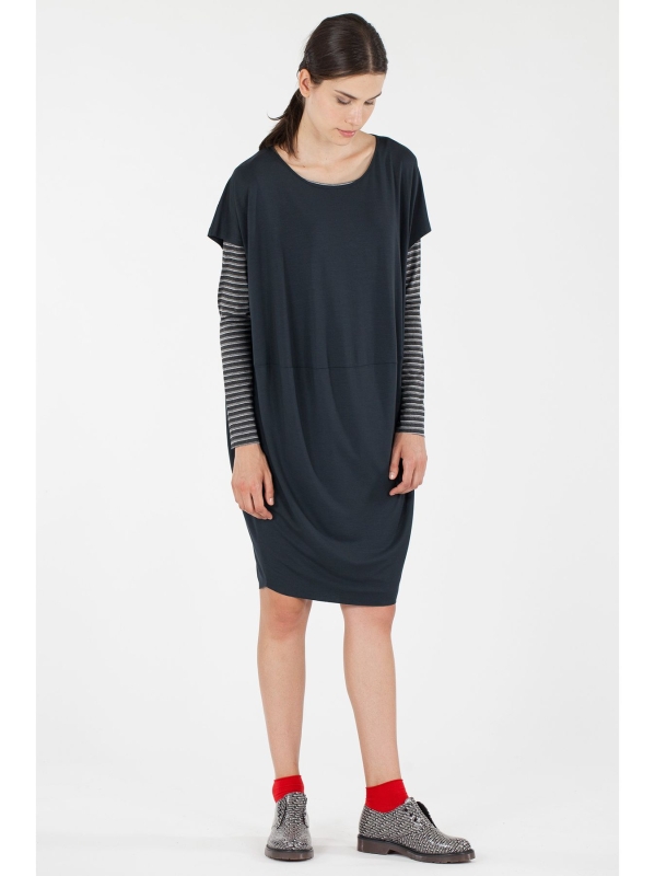 T-shirt ampia senza maniche