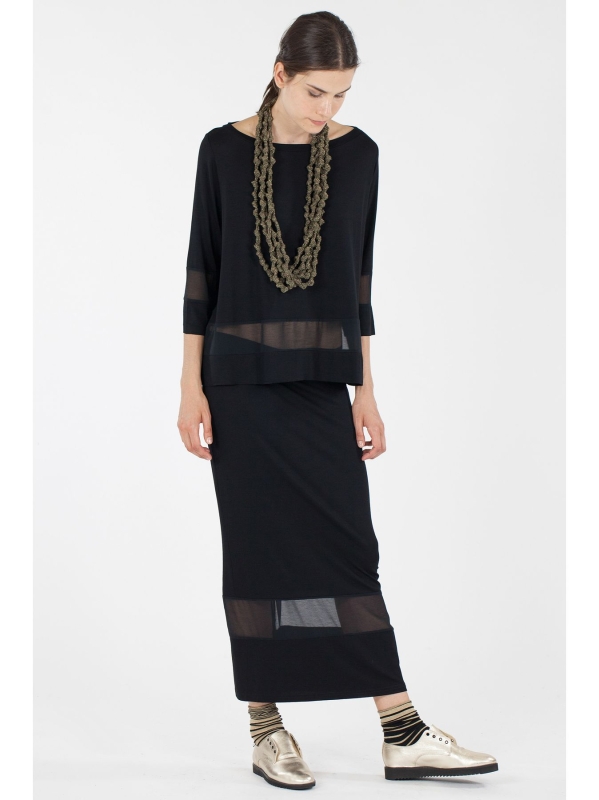 T-shirt svasata con inserti in chiffon