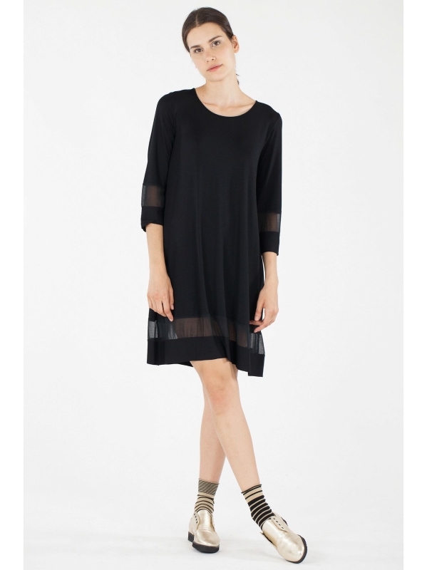 Abito con inserti in chiffon