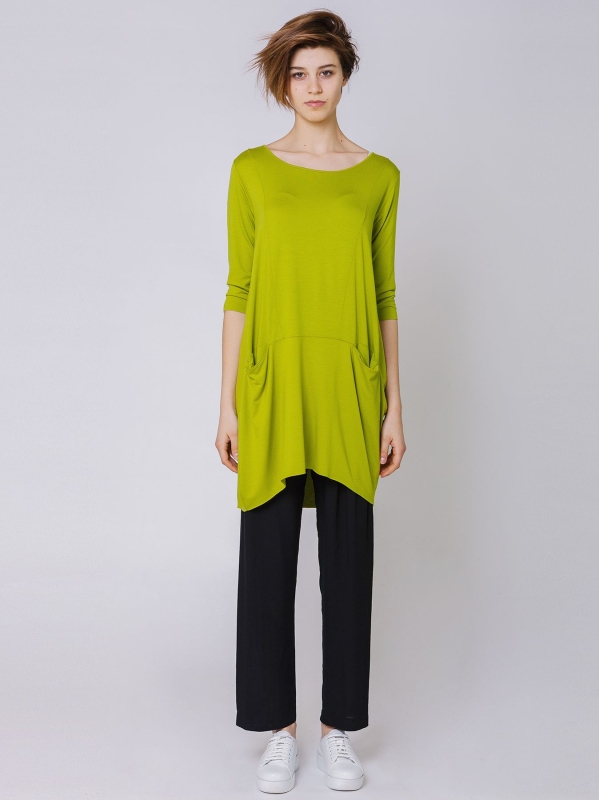 T-shirt a ovetto con tagli incrociati