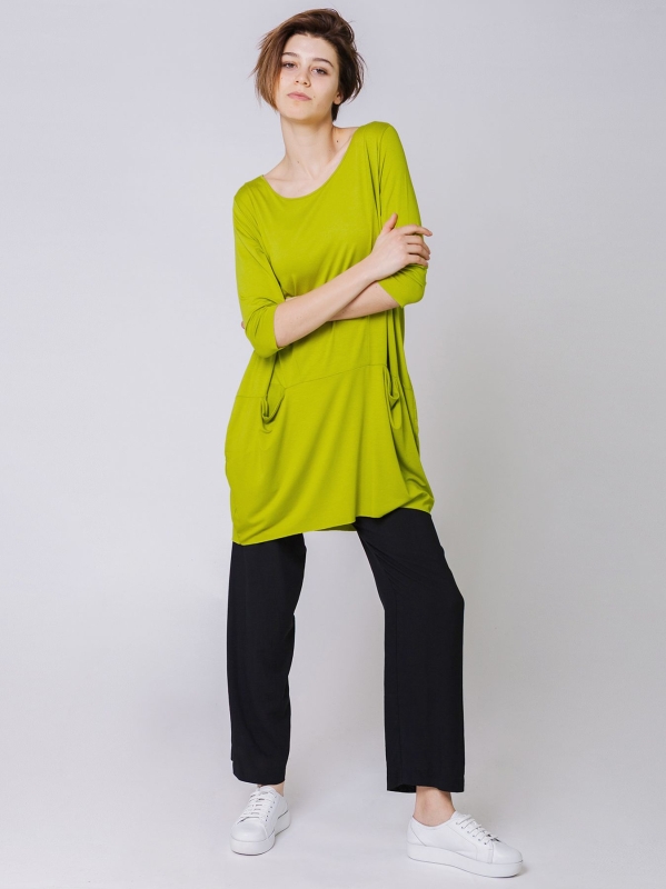 T-shirt a ovetto con tagli incrociati