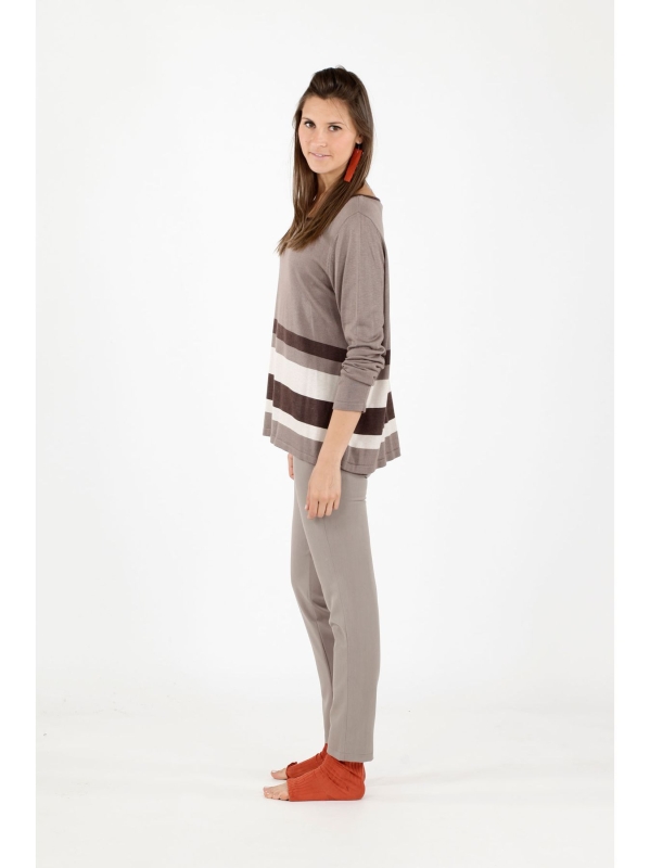 Maglia scatoletta con spacchi