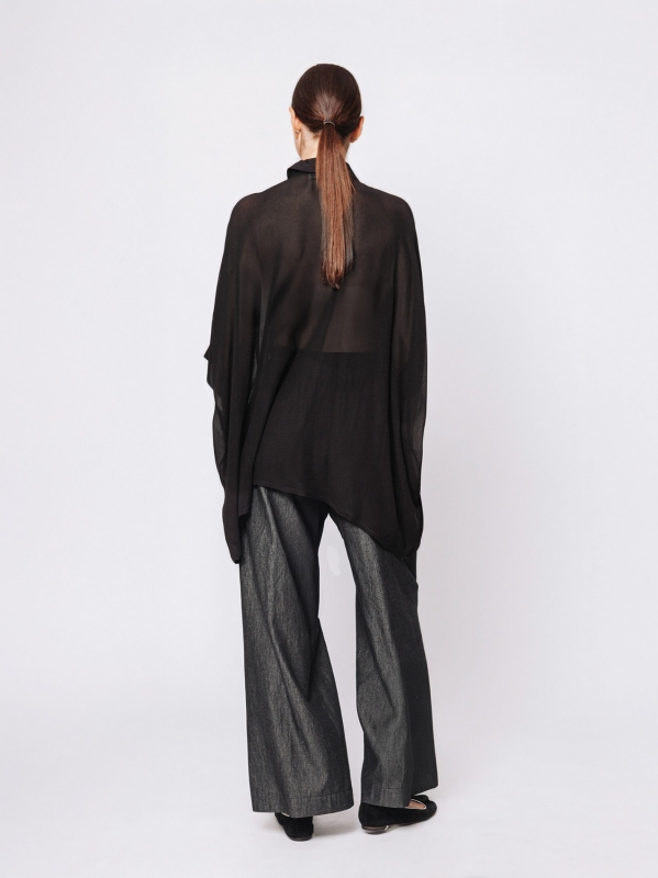 Oversized shirt in viscose crepon