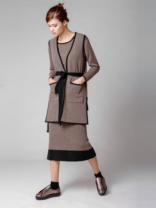 Gilet con allacciatura regolabile