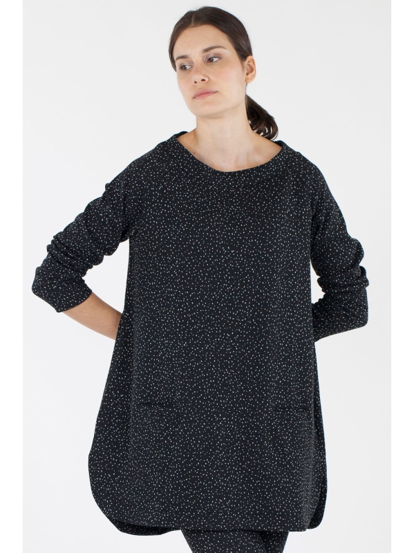 Maxi t-shirt stondata con fantasia puntinata
