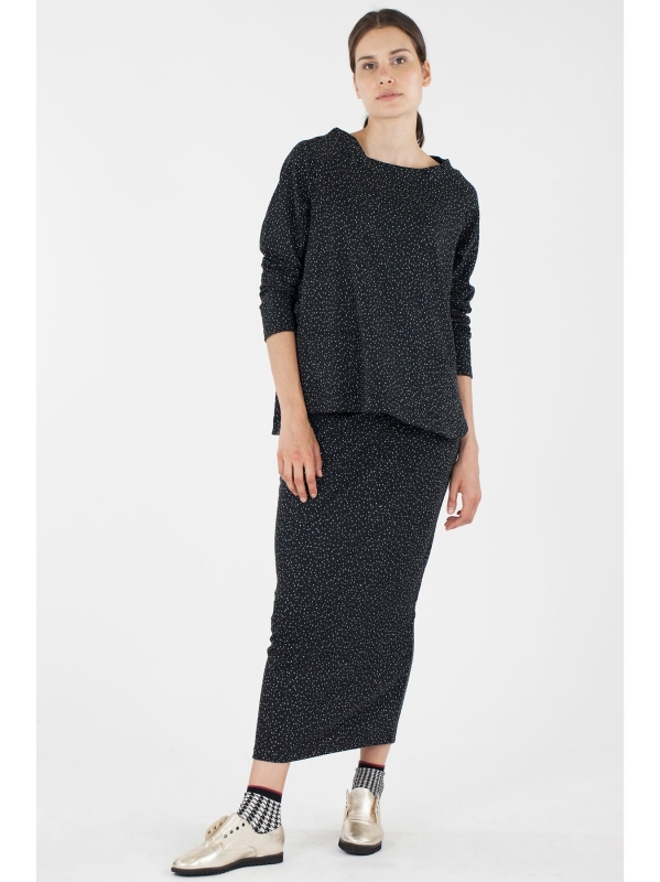 T-shirt stondata con fantasia puntinata