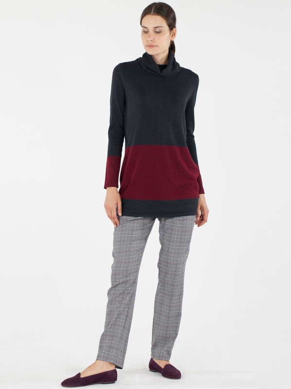 Maglia bicolore collo alto