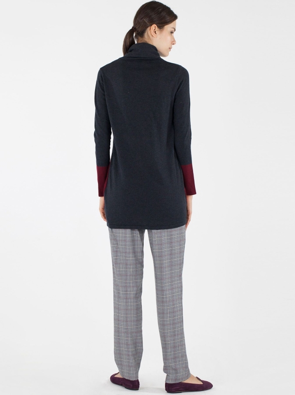 Maglia bicolore collo alto