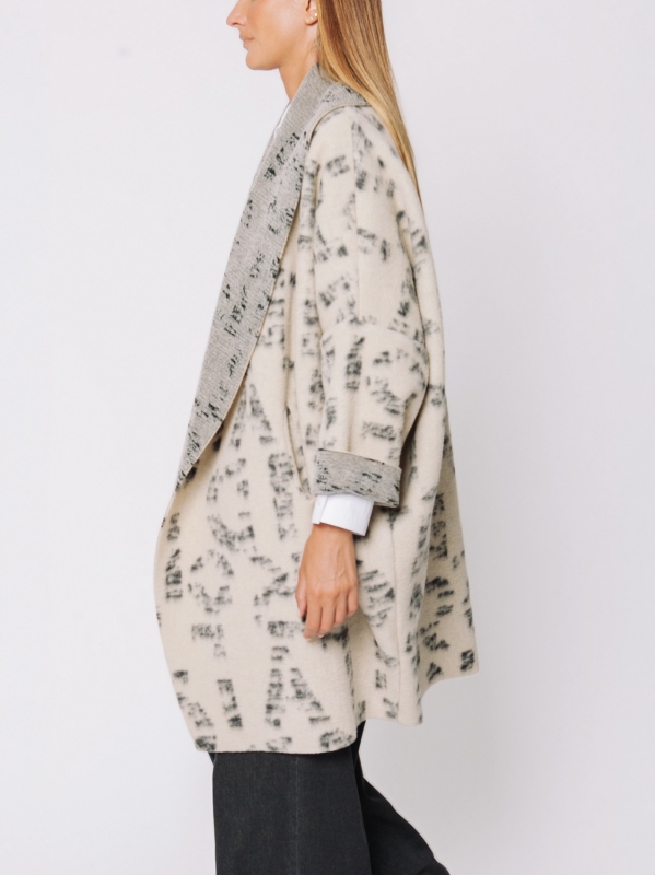 Cappotto a scialle #Lettering