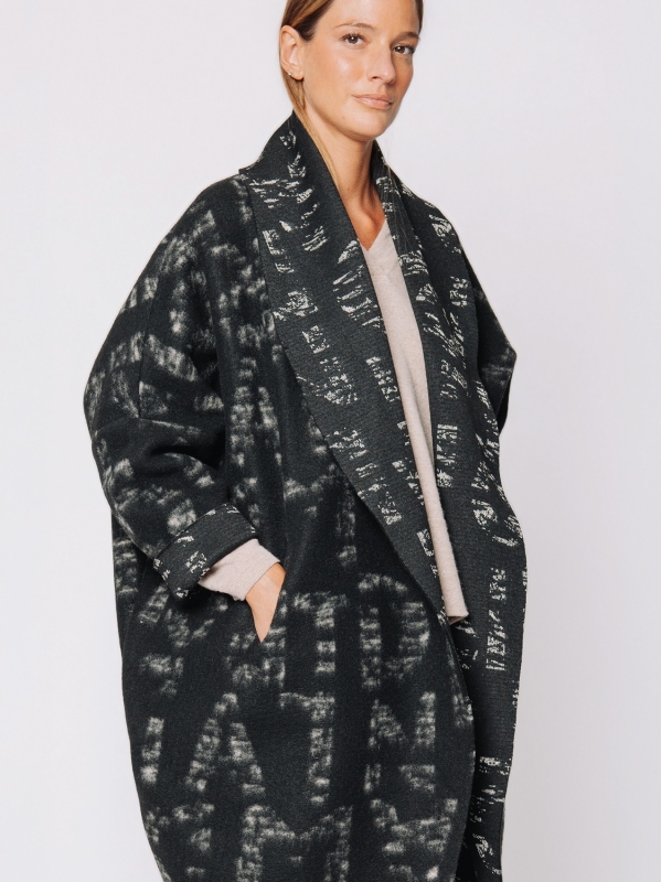Cappotto a scialle #Lettering