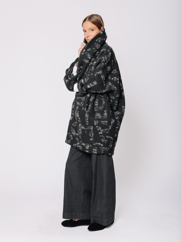 Cappotto a scialle #Lettering