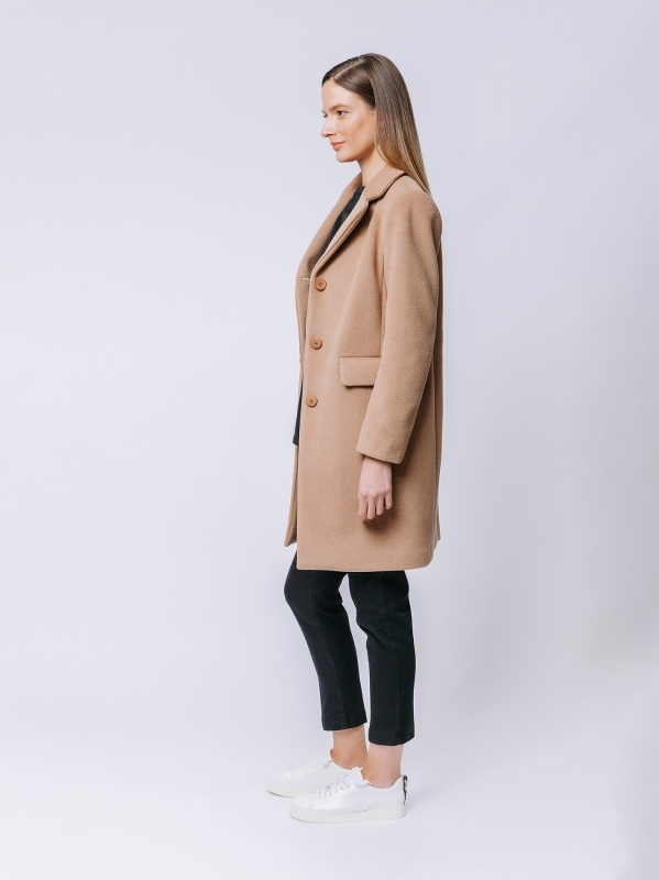 Straight lined cashmere-blend coat 