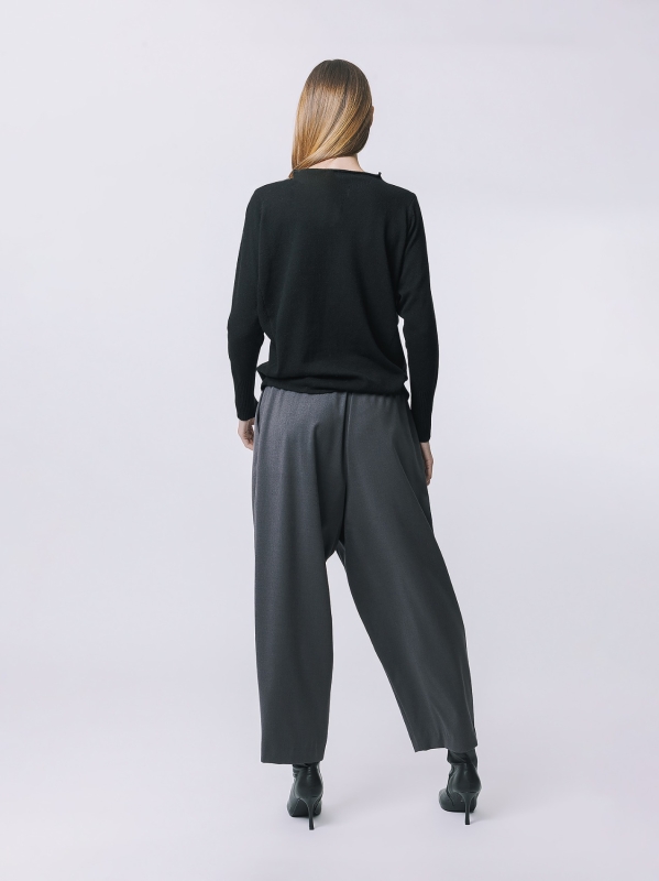 Maglia con collo a cratere