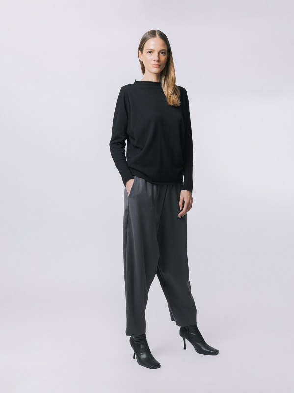Maglia con collo a cratere