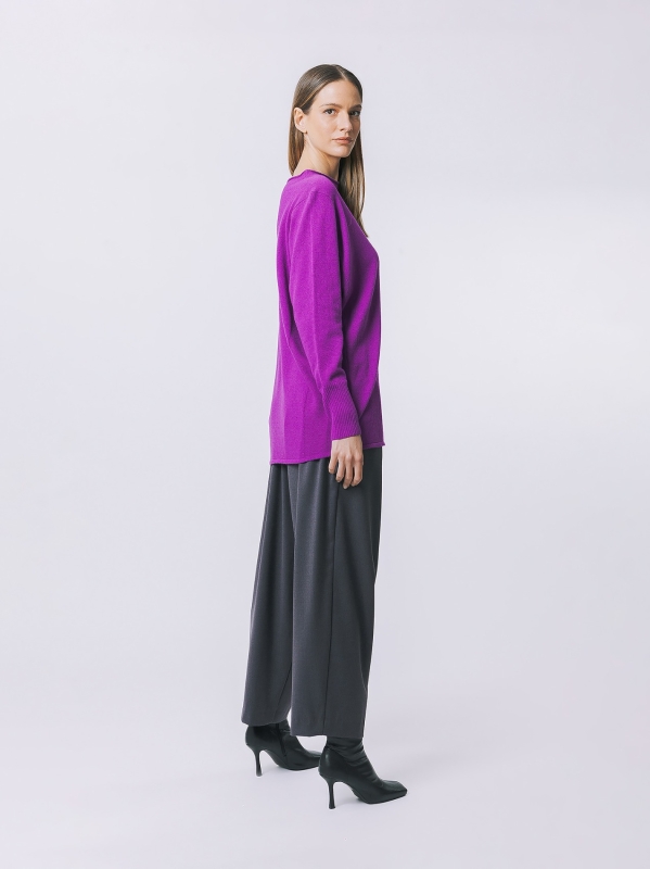 Maglia con collo a cratere