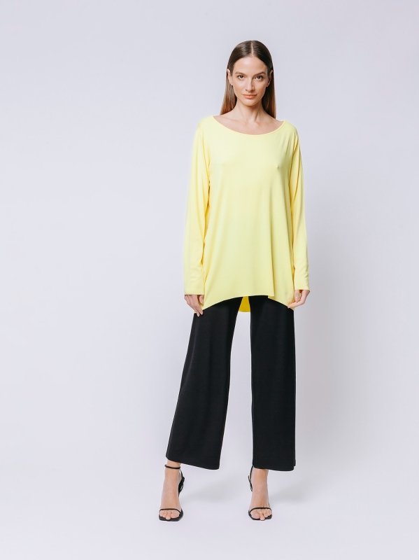 Black Cocoon t-shirt with long sleeves