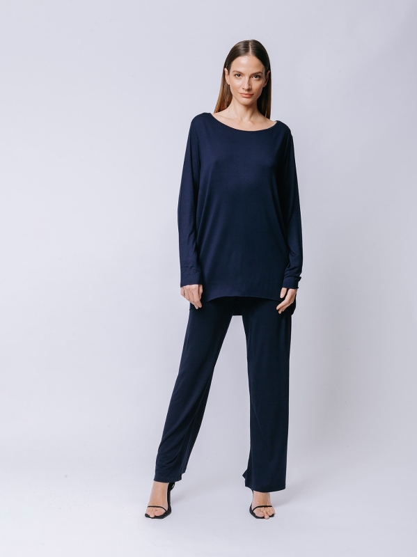 Dark Blue Cocoon t-shirt with long sleeves