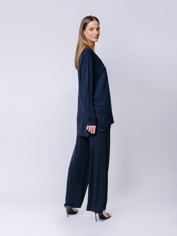 Dark Blue Cocoon t-shirt with long sleeves
