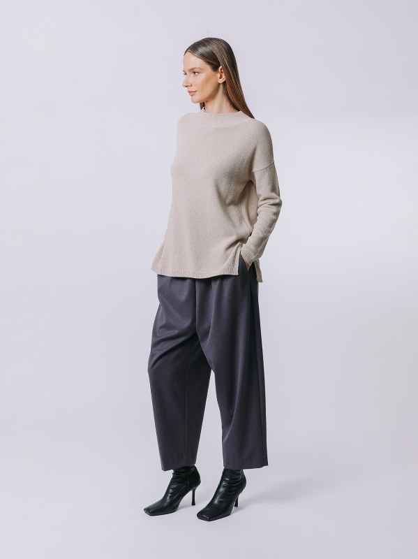 Maglia con collo a barchetta