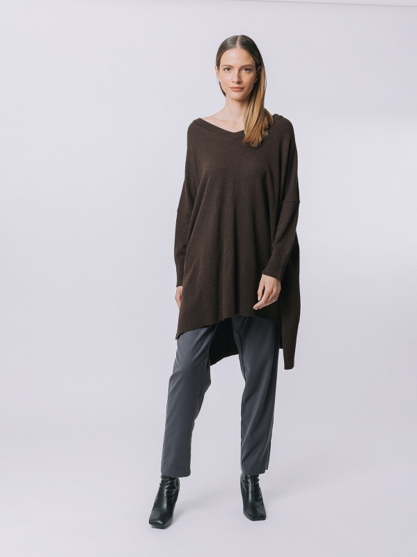 Maxi maglia asimmetrica