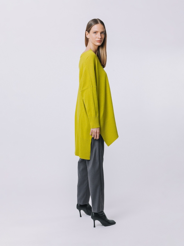 Maxi maglia asimmetrica