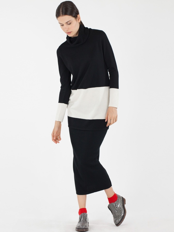 Maglia bicolore collo alto