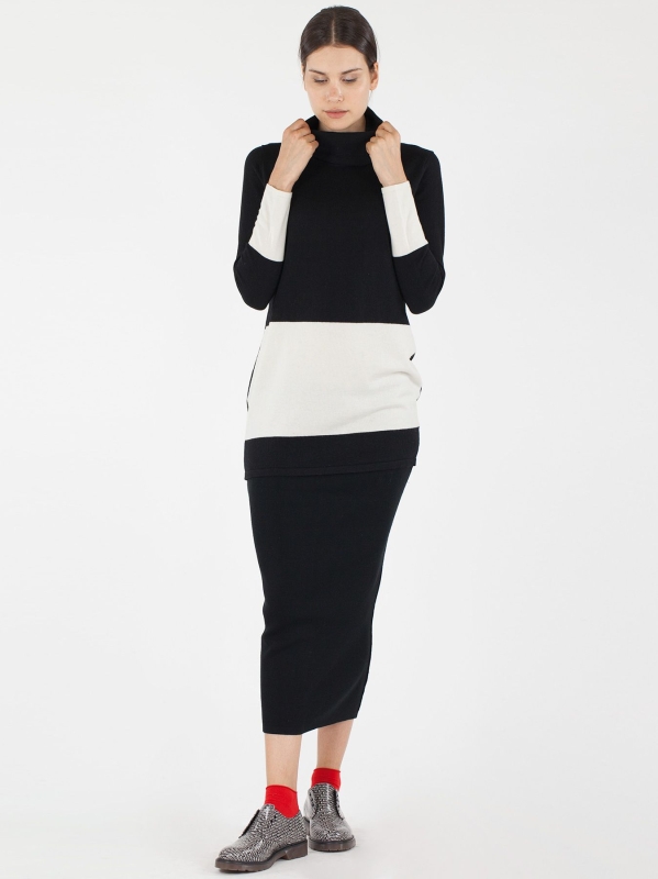 Maglia bicolore collo alto