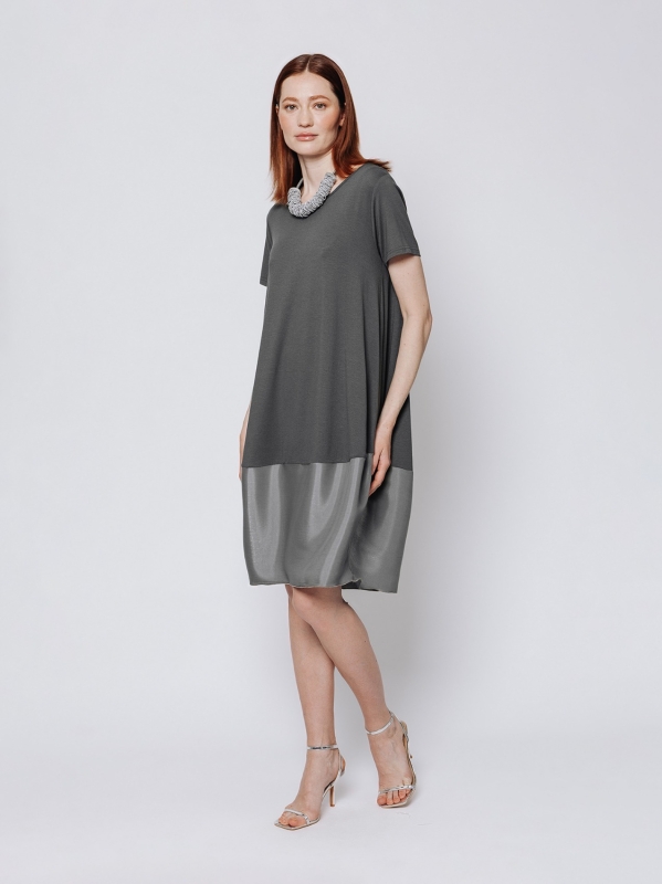 SCHILLERNDES Eierkleid