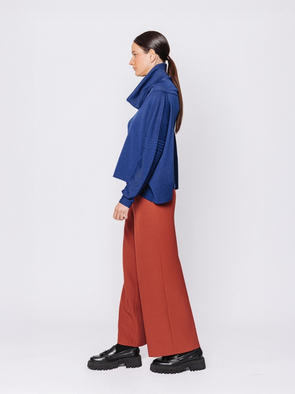 Maglia Boxy con Collo Morbido in Lana