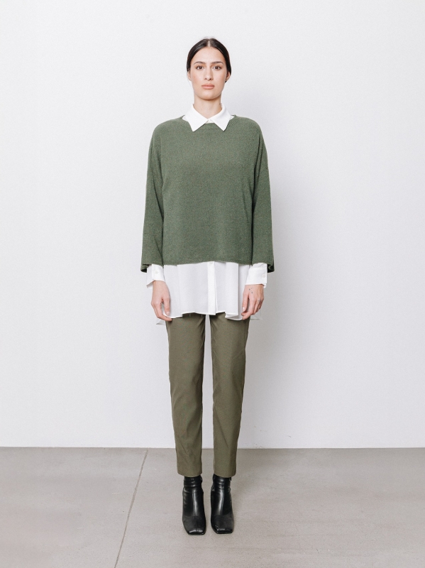 Maglia in viscosa con maniche ampie