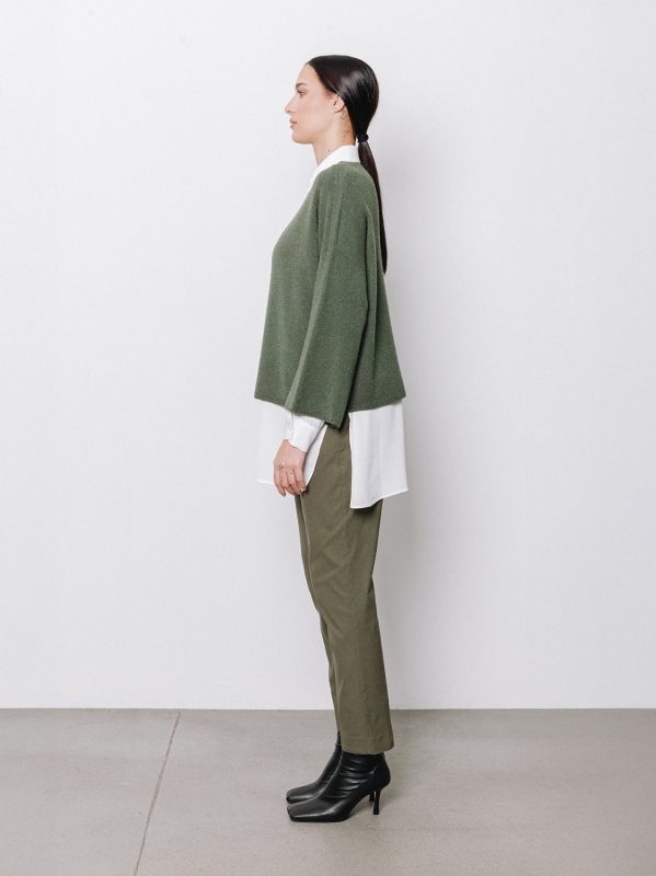 Maglia in viscosa con maniche ampie